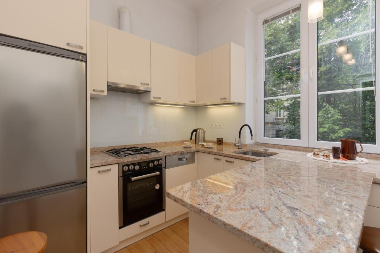 Warsaw New Town Square Apartment For 5 Guests By Noclegi Renters Exterior foto